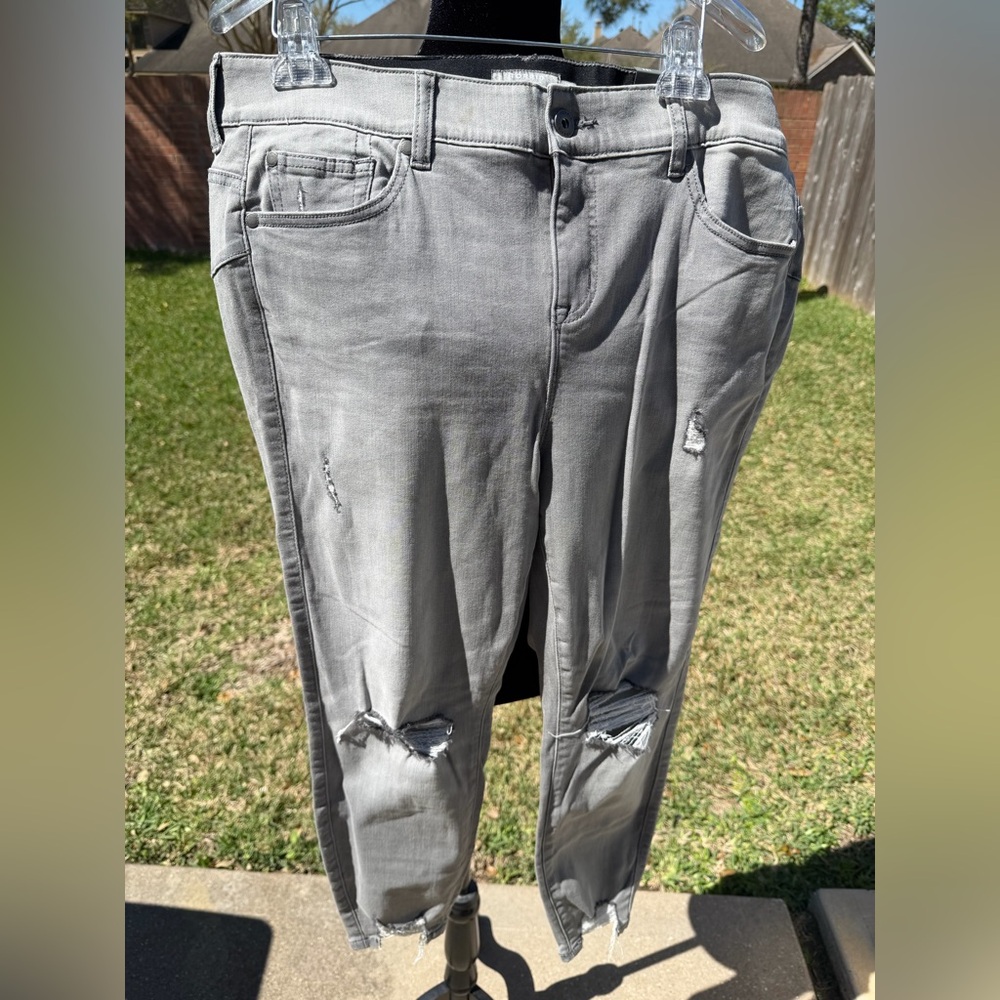 Torrid Stylish Gray Bombshell Skinny Distressed Women Jeans